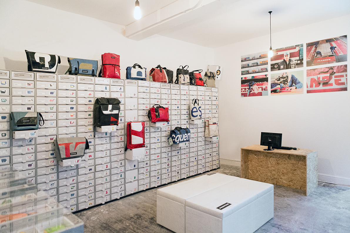 samuell_frietag_roughtrade_bags_tarpaulin_london_bricklane_5